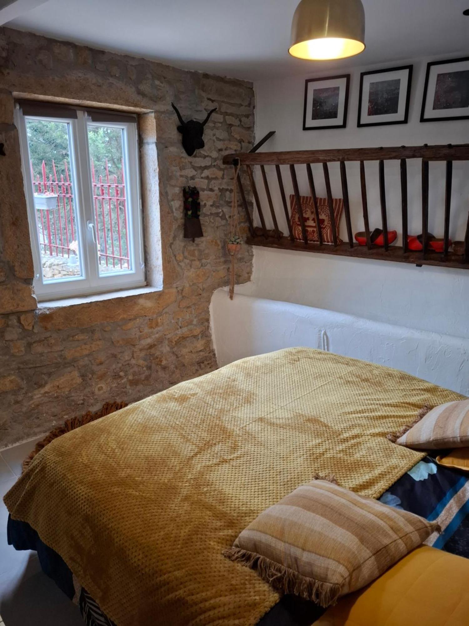 Le Gite Des Pierres Dorees Marcilly-d'Azergues Εξωτερικό φωτογραφία